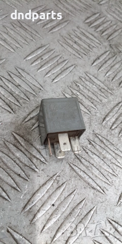 Реле Audi A6 4F 3.0TDI 2007г. 8D0961253A	