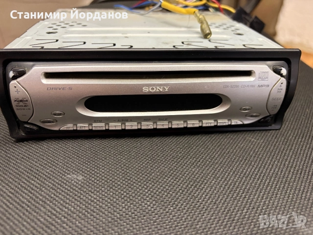 Продавам авто радио сд плеър Sony, снимка 2 - Радиокасетофони, транзистори - 53562536