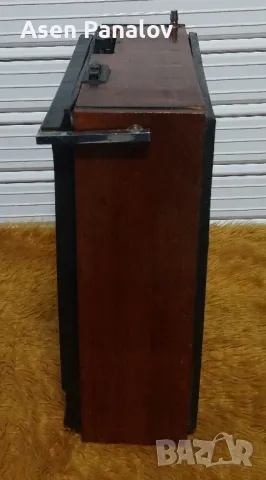 Радио, Ленинград, 002, снимка 5 - Антикварни и старинни предмети - 50426955