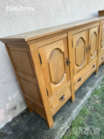 Голям масивен дъбов бюфет – 4 врати / 3 чекмеджета, снимка 2 - Бюфети - 53958747
