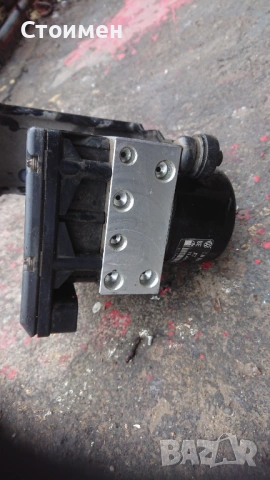 Помпа abs голф 4, снимка 3 - Части - 46350799