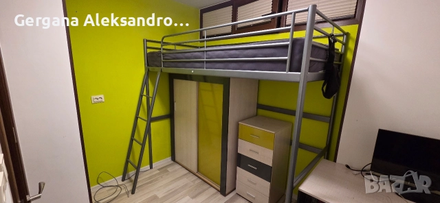 Двуетажно легло SVÄRTA надстройка за легло 90x200 см, сребристо+гардероб, снимка 5 - Спални и легла - 52670009