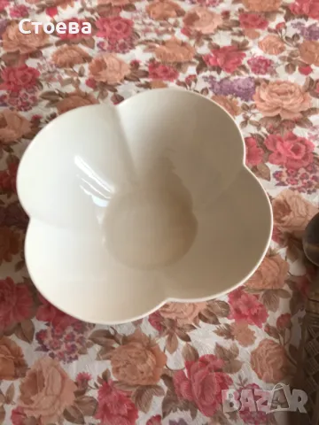 комплект от две големи плата и салатиера + прибори  , снимка 7 - Чинии - 39683679