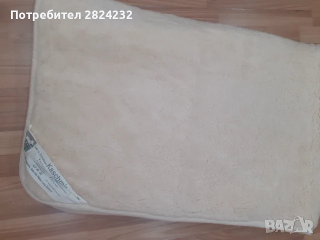 Кашмирено одеяло , снимка 3 - Олекотени завивки и одеяла - 51071317