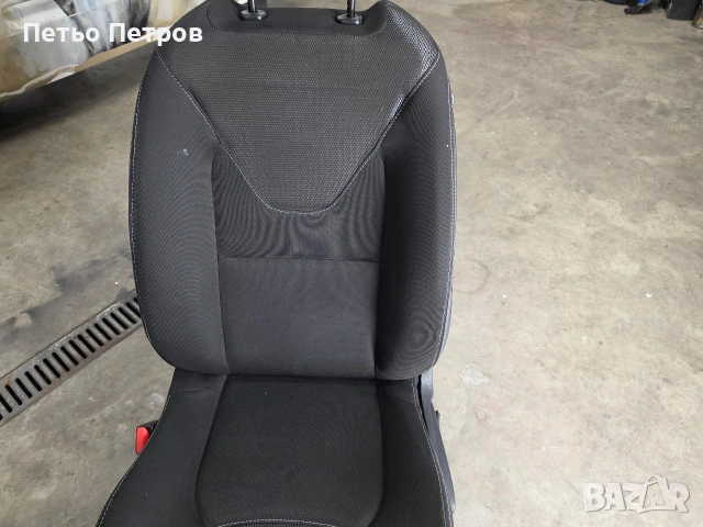 Renault Clio IV шофьорска седалка , снимка 4 - Аксесоари и консумативи - 53659061