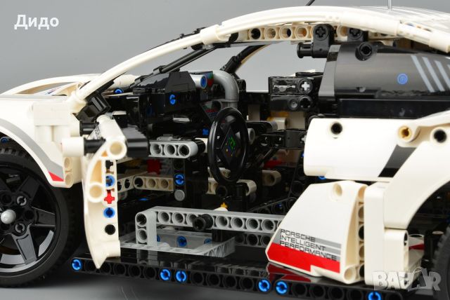 Lego technic 42096 Porsche 911 RSR, снимка 6 - Конструктори - 45778850