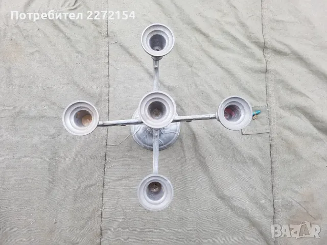 Свещник петорка