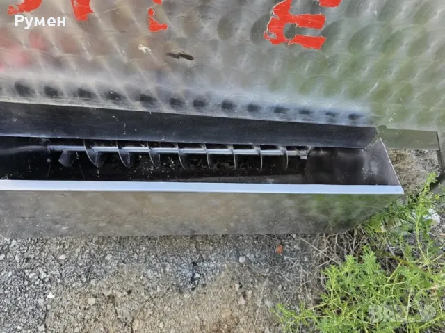 Ронкачна машина за грозде 5тона на час, снимка 3 - Селскостопанска техника - 49990156