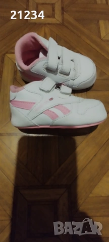 Бебешки маратонки и памперси за бебе 1 номер, снимка 2 - Бебешки обувки - 53804059