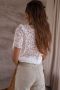 Дамска блуза в бяло с къс ръкав и флорален мотив, снимка 3