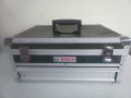 BOSCH алуминиев куфар с чекмедже за инструменти.  Има няколко броя  дунапрен за уплътнение на инстру, снимка 2