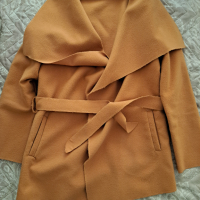 Дамско палто , снимка 1 - Палта, манта - 45047898