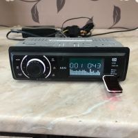 Aeg usb radio за автомобил , снимка 1 - Аксесоари и консумативи - 45145583