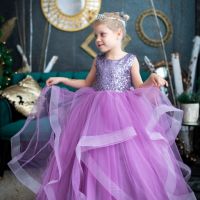Детска официална рокля, снимка 1 - Детски рокли и поли - 45113454