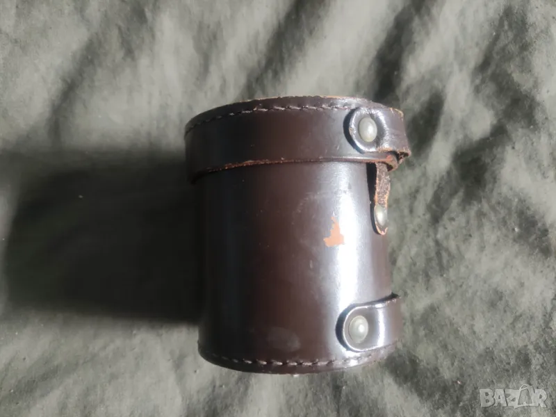 Продавам съветски обективи VEGA-9 -2/50 и MIR 11M 2/ -2/12,5 и mom projektor 1:1.5 F=50mm



, снимка 1