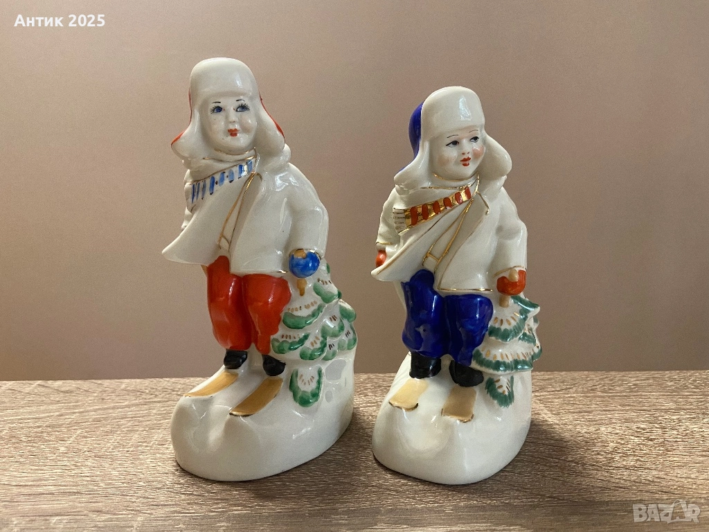 Порцеланова фигурка „Млад скиор“ (2 броя в наличност), снимка 1