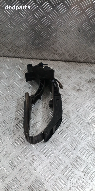 Потенциометър на газта Mercedes E220 CDI W211 2002г. A2033000104 , снимка 1