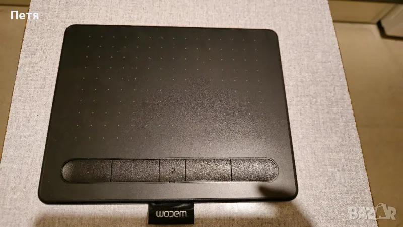 Графичен безжичен таблет Wacom Intuos без писалка, снимка 1