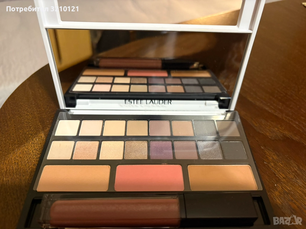 ESTEE LAUDER палитра с червило., снимка 1
