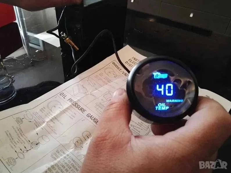 Дигитален уред за температура на масло, oil temp gauge, снимка 1