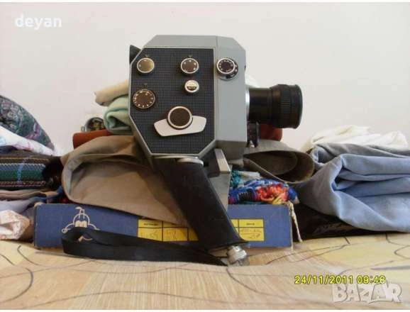 СТАРА РУСКА КИНОКАМЕРА - КВАРЦ, снимка 1