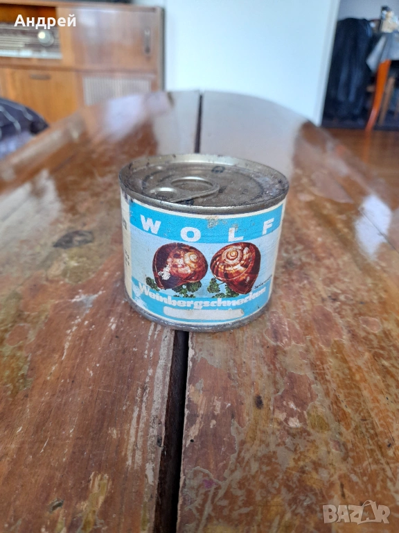 Стара консерва Охлюви, снимка 1