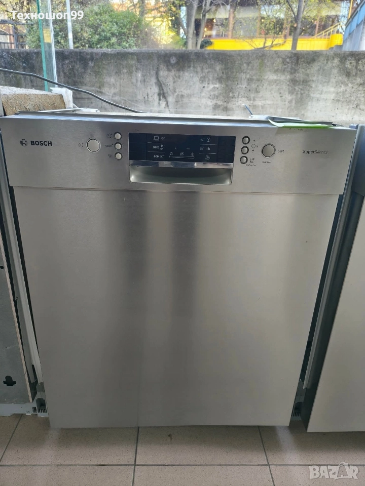 Съдомиялна машина Bosch 60 см за частично вграждане, снимка 1