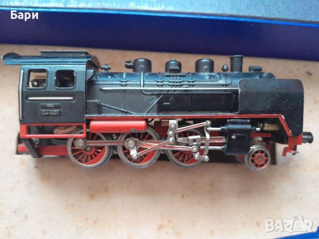 Старо колекционерско влакче /Парен локомотив Fleischmann 24 001, снимка 4 - Колекции - 45492324