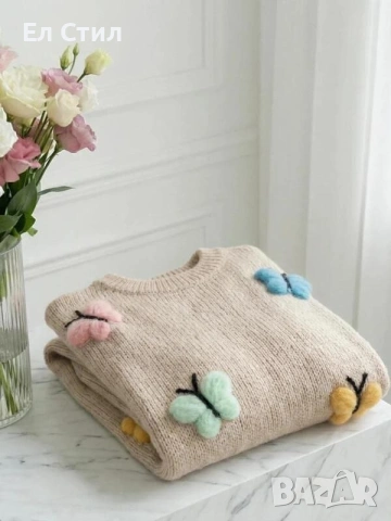 📌#Дамски #плетен #пуловер с пеперуди Производител: Италия Универсал  Цена 29 евро Еконт, снимка 10 - Блузи с дълъг ръкав и пуловери - 53501267