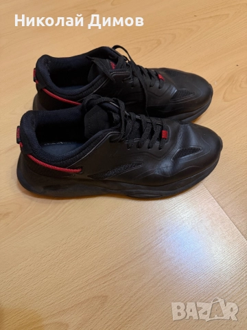 Обувки Hugo 43 номер, снимка 3 - Маратонки - 52967434