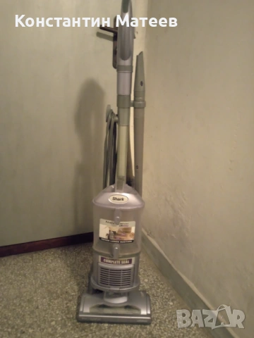 Прахосмукачка Shark Navigator Lift Away NV350SL