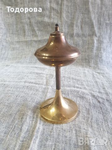 Стилна бронзова лампа, снимка 1 - Антикварни и старинни предмети - 45381827