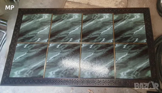 Холна кафе маса - масив и плочки