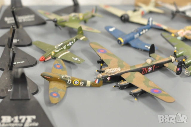10 броя метални самолетчета, снимка 5 - Влакчета, самолети, хеликоптери - 53111876