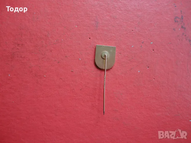 Знак значка Kriftel, снимка 6 - Колекции - 50280148