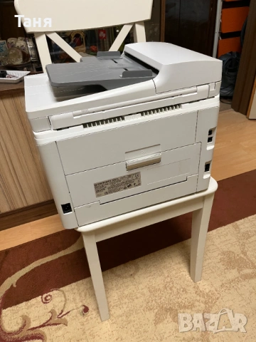 Продавам цветен лазарен принтер HP, снимка 6 - Принтери, копири, скенери - 54073629