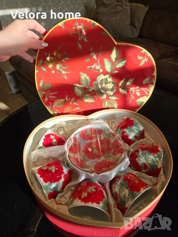 Сервиз за кафе/чай "Мак"