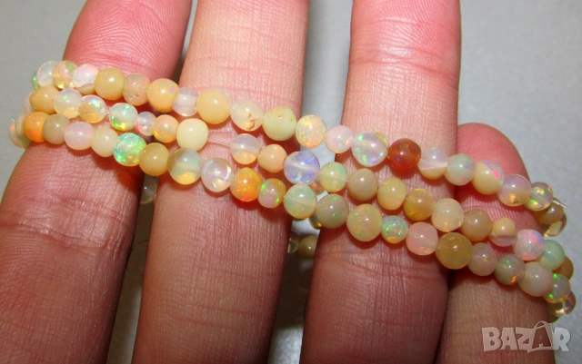 Гривни и гердани от натурален етиопски опал, подходящи за подарък, снимка 6 - Гривни - 53889497