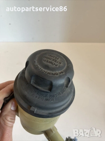 Резервоар за течност на хидравличен сервоусилвател за KIA Magentis 2009 2.0 CRDi 140HP, снимка 2 - Части - 53270693