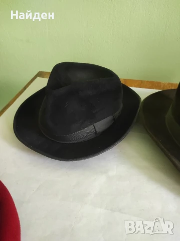 Ретро шапки , снимка 3 - Шапки - 51074388