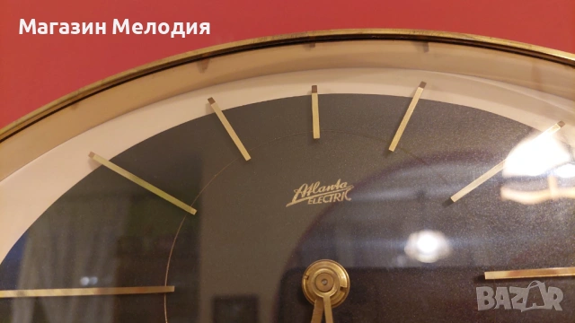 Настолен часовник Kienzle International – модел Atlanta Electric, снимка 4 - Антикварни и старинни предмети - 53602813