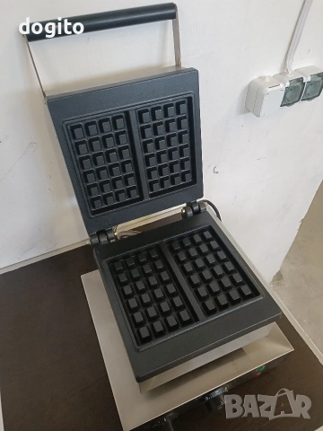 Професионален гофретник за две Белгийски гофрети