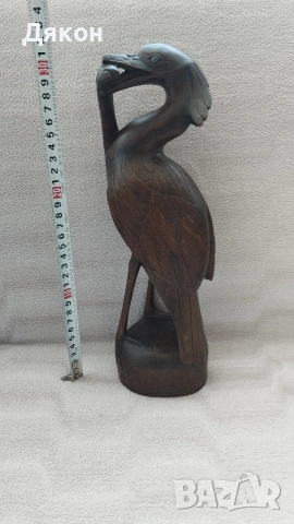 Птица дърворезба 