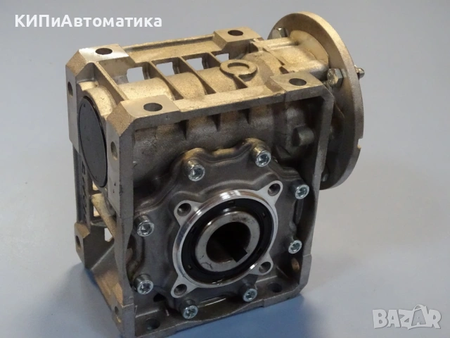 Червячен редуктор SITI MU 50 C11 Worm Reducer size-50 ratio-30, снимка 5 - Резервни части за машини - 53166345