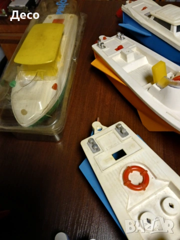 Стари играчки лодки,катери,моторници. , снимка 4 - Колекции - 53430813