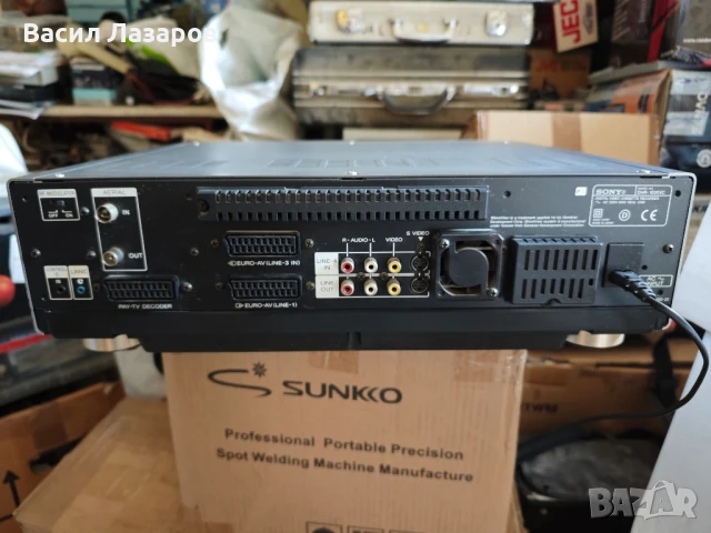 Видео рекордер SONY DHR-1000VC, снимка 5 - Плейъри, домашно кино, прожектори - 51014828