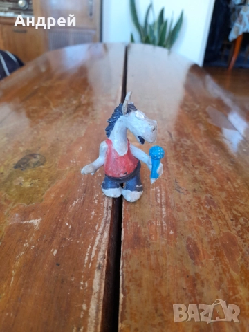 Стара играчка,фигурка #2