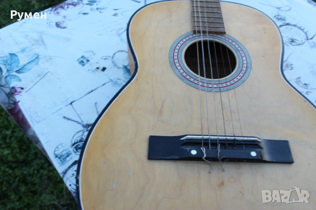 Винтидж акустична китара , снимка 12 - Китари - 52634178