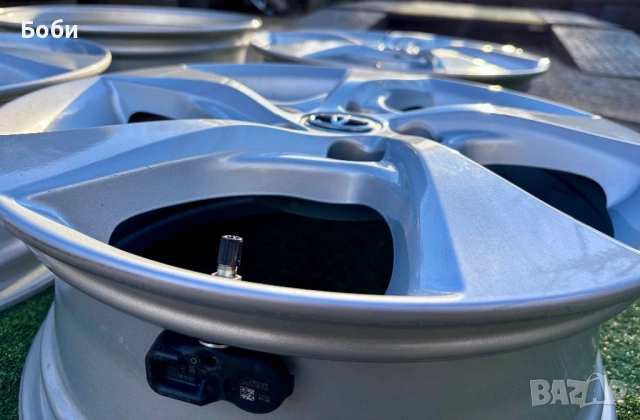 Джанти 5/114,3/17 Toyota C HR, снимка 11 - Гуми и джанти - 52066087