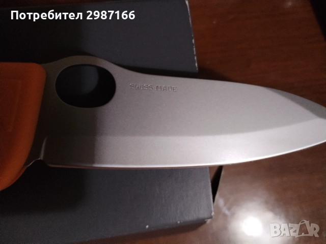 Victorinox Hunter Pro, снимка 2 - Ножове - 52335674
